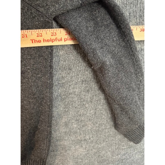 LL Bean Mens Lambswool Blend Crewneck Sweater Charcoal Gray Large L-REG 0BHX4 - Picture 6 of 7